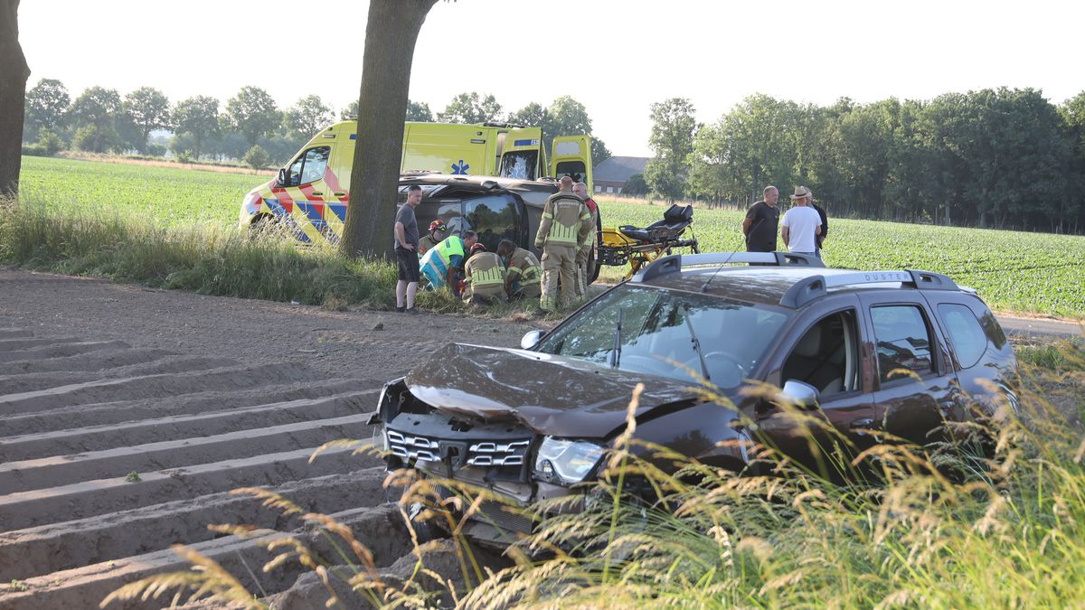 Bestuurder onwel: aanrijding in Ottersum