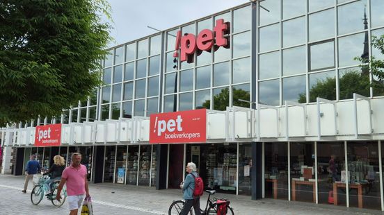 Doek valt definitief voor boekhandel !Pet in Hoogeveen: doorstart mislukt, uitverkoop volgt Nieuws