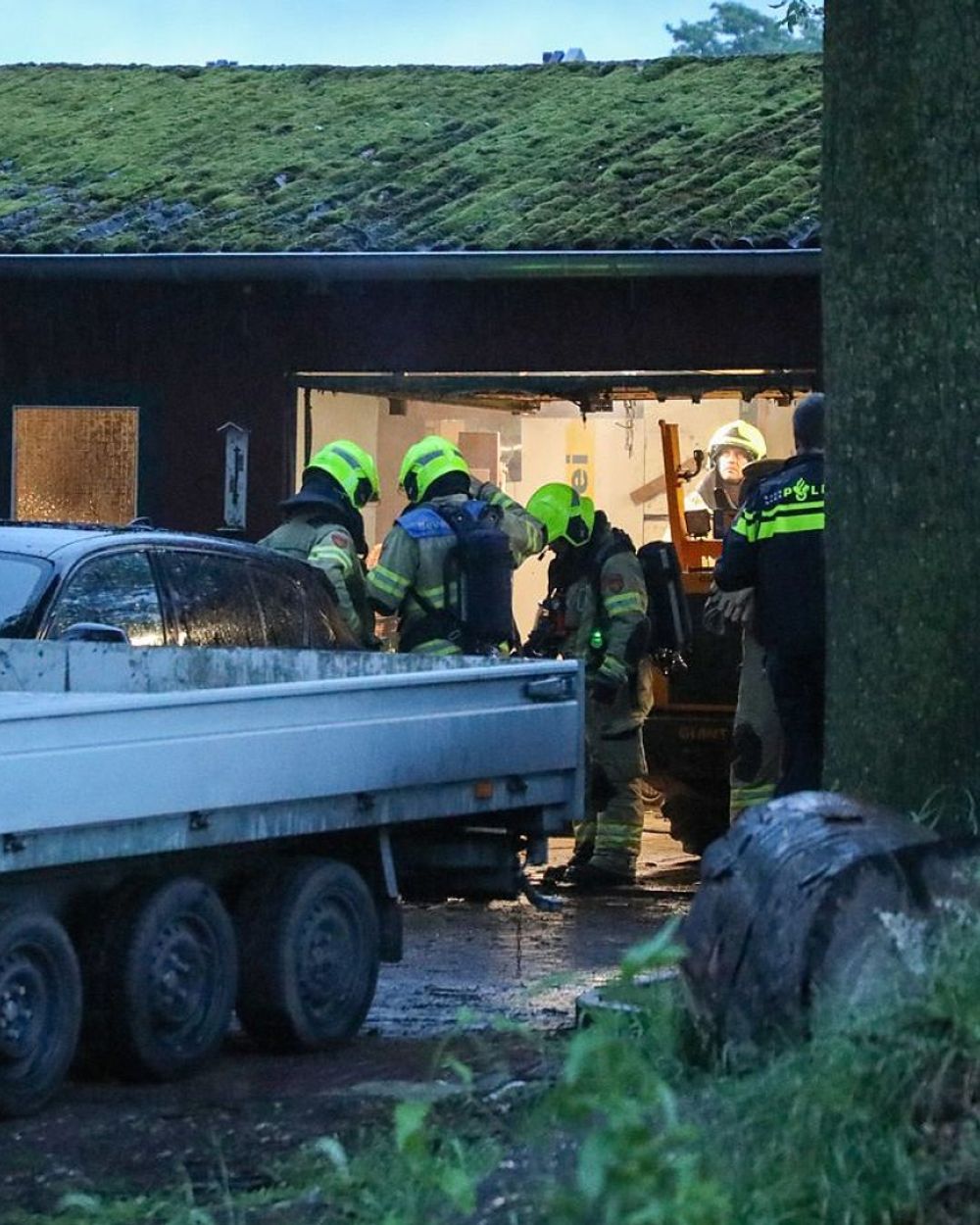 Aansteken kachel gaat mis man zwaargewond Omroep Gelderland