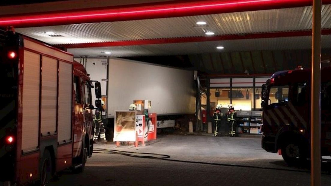 Nog onduidelijk hoe het verder gaat met geramd tankstation