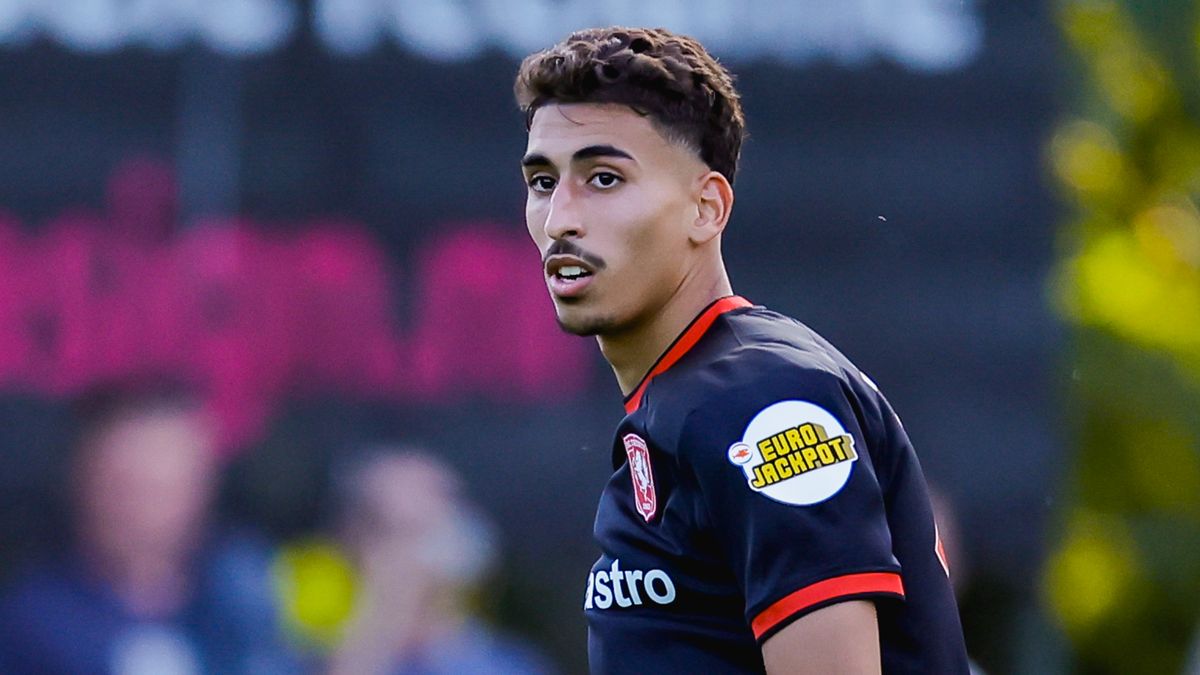 Taha verlengt bij FC Twente | Hilgers definitief naar Heerenveen