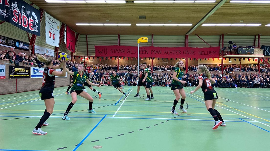 DOS'46 in de korfbalderby tegen LDODK (Rechten: RTV Drenthe/René Posthuma)