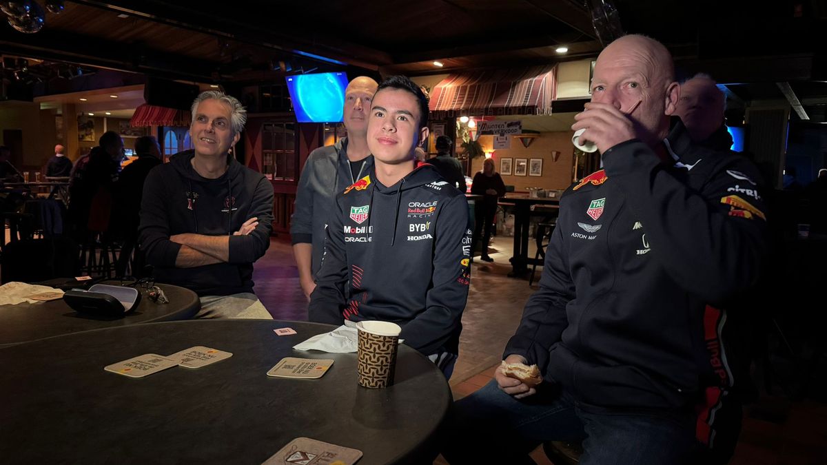 Échte Verstappen-diehards vieren wereldtitel in Montfort