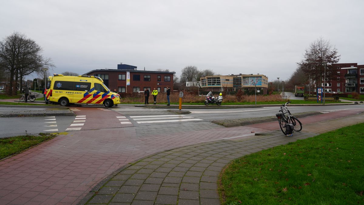 112 Nieuws: fietser gewond in Steenwijk | Brand in bijgebouw in Vriezenveen