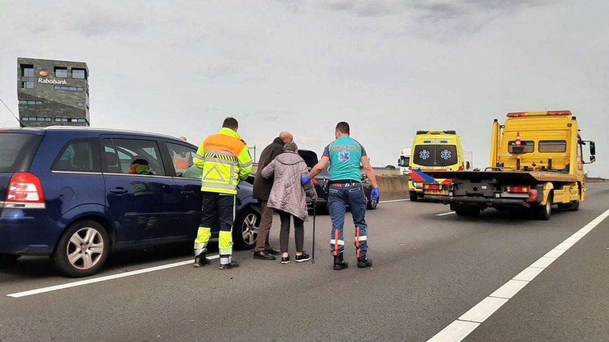 Ongeluk bij Linne veroorzaakt file op A73