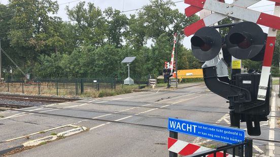 ProRail start bouw spoortunnel Wolfheze na dodelijk ongeluk. ProRail start bouw spoortunnel Wolfheze na dodelijk ongeluk.