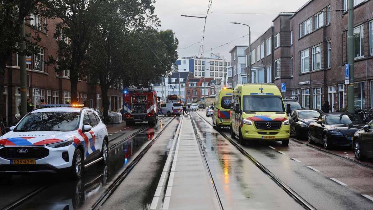 Woningbrand op Scheveningen: twee personen naar het ziekenhuis