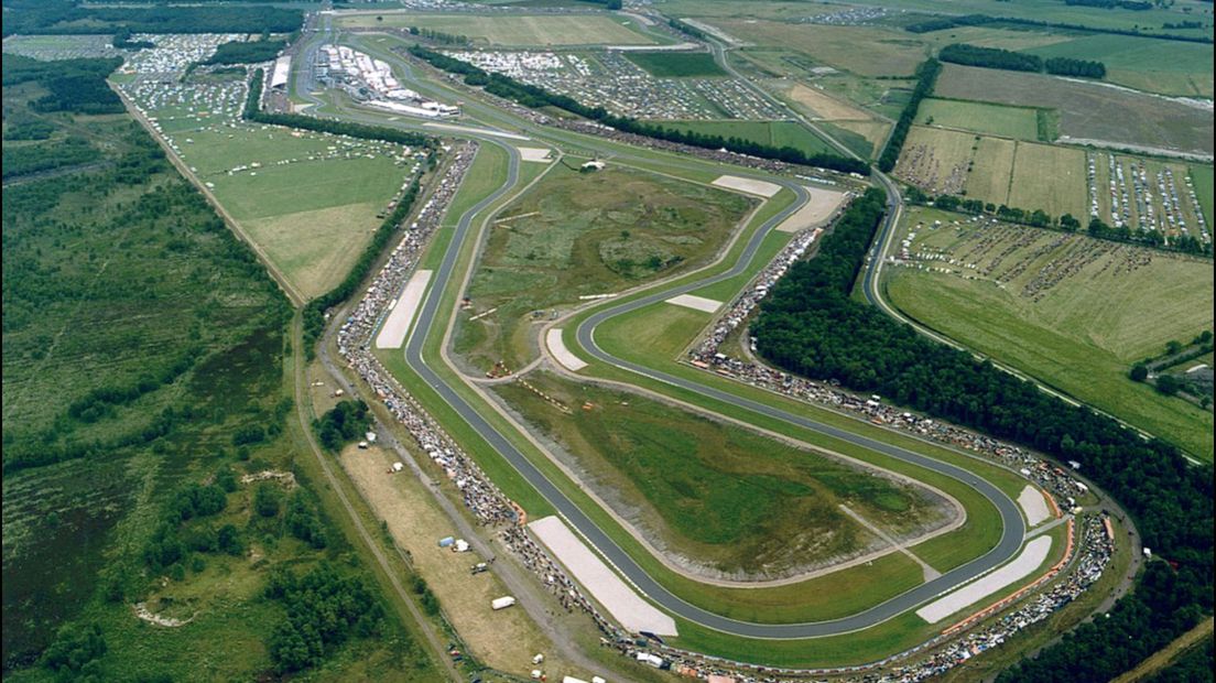 Het TT Circuit in Assen in 2001 (Rechten: ANP)