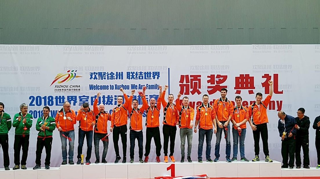 Sem Hobert uit Bentelo werd in China met zijn team wereldkampioen touwtrekken