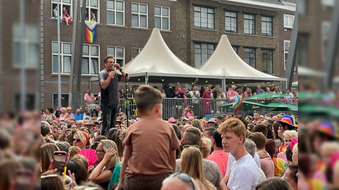 Joling krijgt het publiek goed mee
