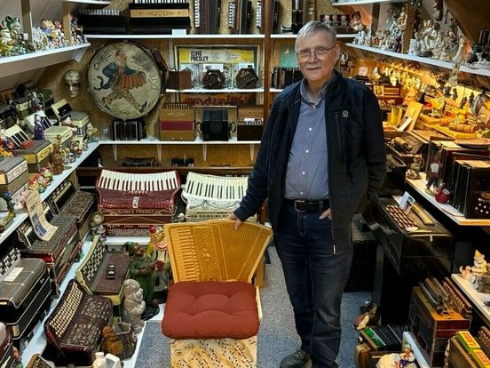 Harte Meijer uit Gasselternijveenschemond verzamelt honderden harmonica's