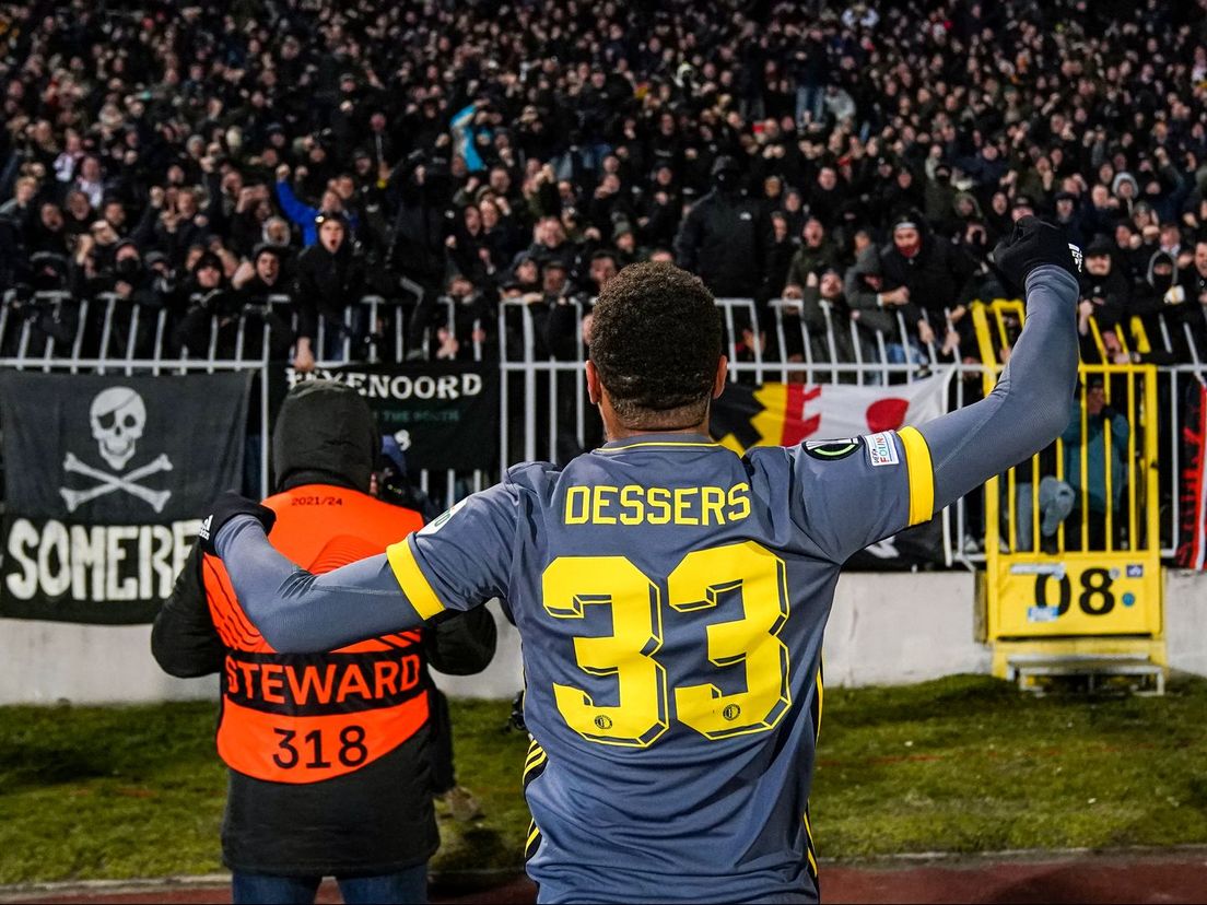 Cyriel Dessers viert het feestje met het uitvak na zijn goal bij Partizan Belgrado-Feyenoord