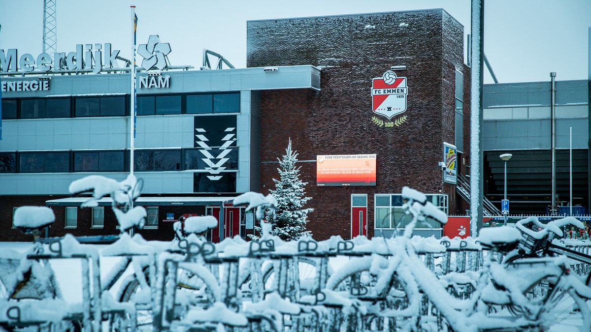 Duel tussen SC Cambuur en FC Emmen afgelast vanwege slecht weer