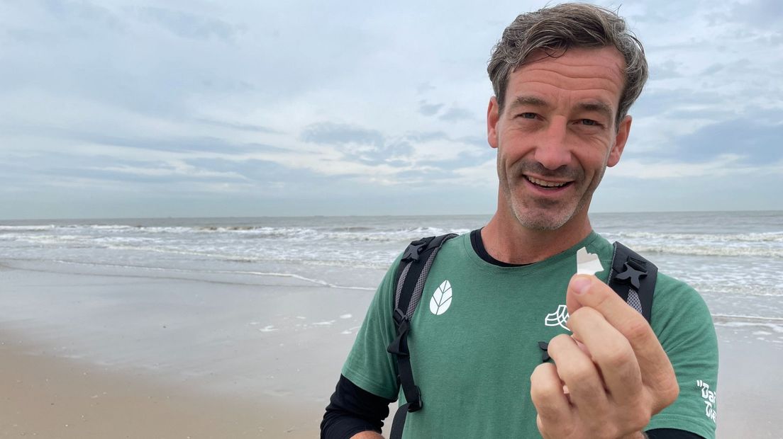Daan ruimt zoveel mogelijk plastic op