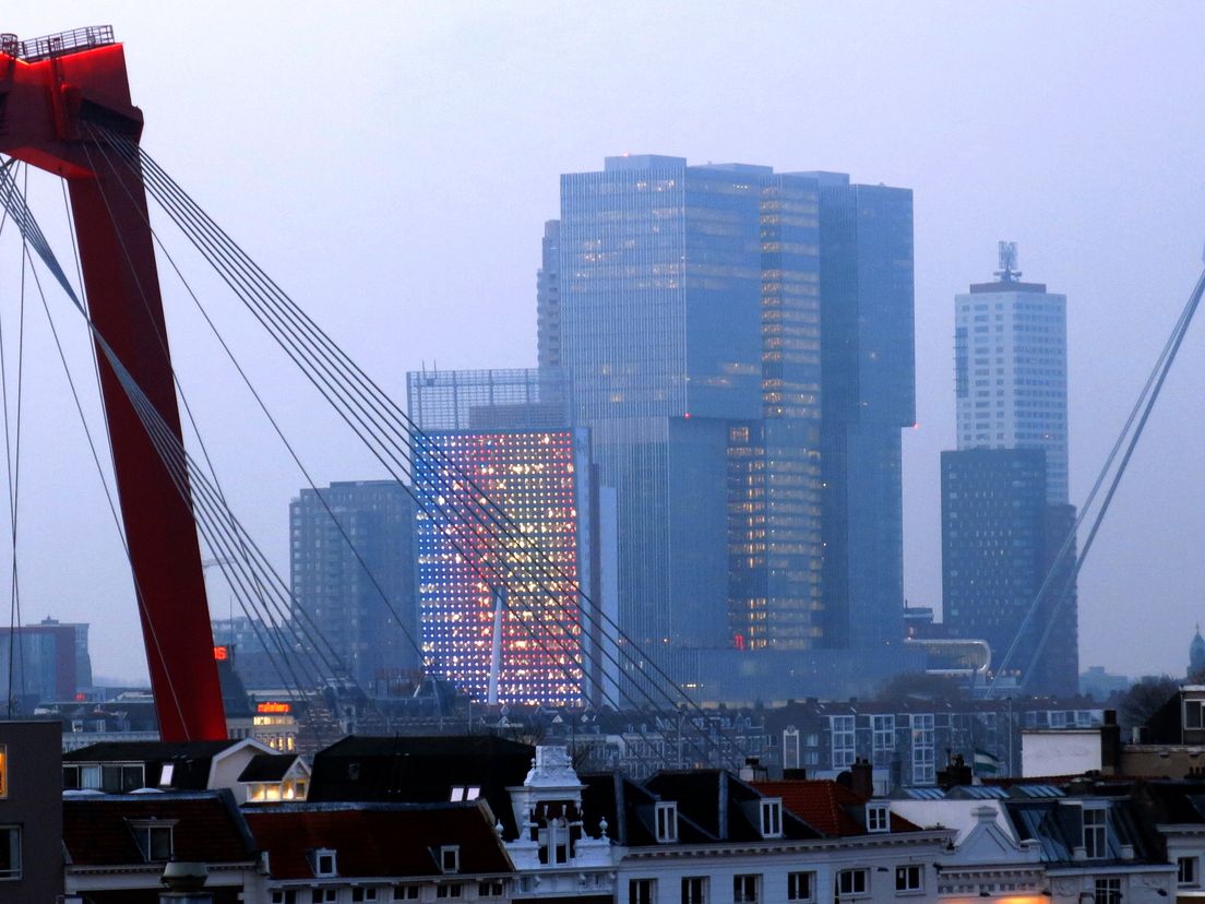 Nieuwe 'lichtshow' tegen KPN-toren op Zuid