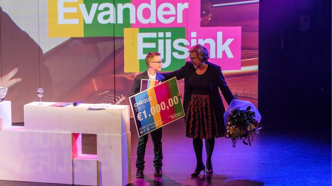 Evander Eijsink wint de Talentprijs