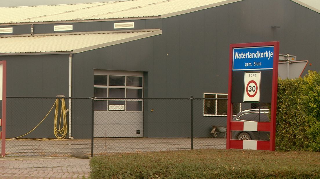 De garage van de verdachte in Waterlandkerkje