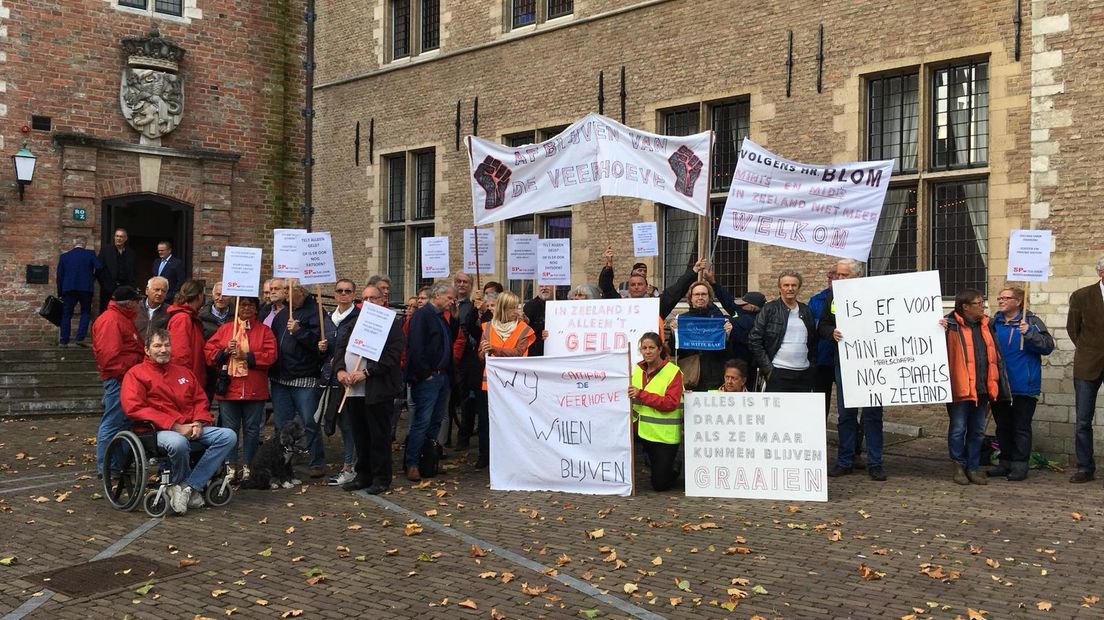 Eigenaars stacaravans protesteren: Wij willen blijven!