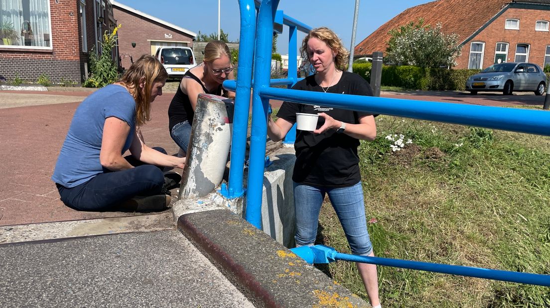 Pekelders onderhouden zelf een van de bruggen