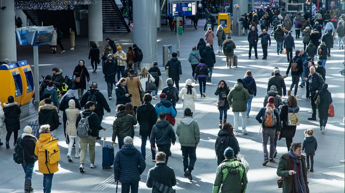 Stationshal van Den Haag Centraal, foto ter illustratie