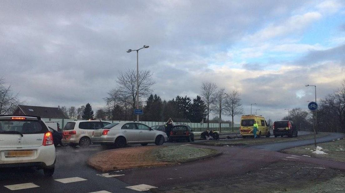 Fietser gewond bij aanrijding Usselerrondweg