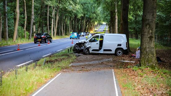 Gewonde na botsing • jongen (15 mishandeld. Gewonde na botsing • jongen (15 mishandeld.