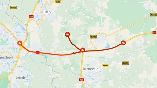 Omrijden wegens file • vrouw uit rolstoel gebotst