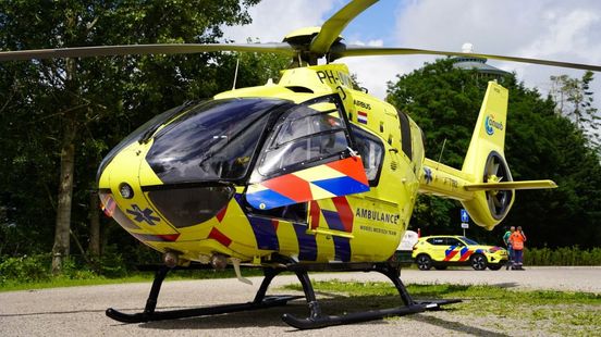 Persoon met spoed naar ziekenhuis na bedrijfsongeval in Zwartsluis Home