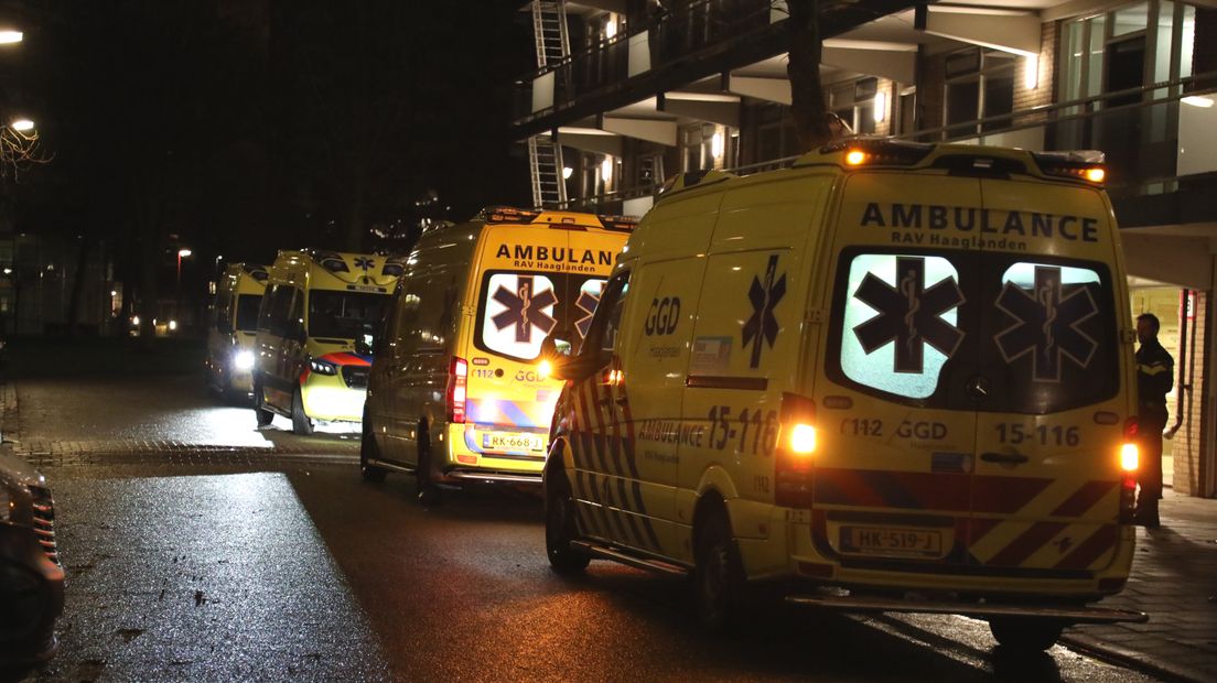 Negen mensen naar het ziekenhuis na brand in Zoetermeer.