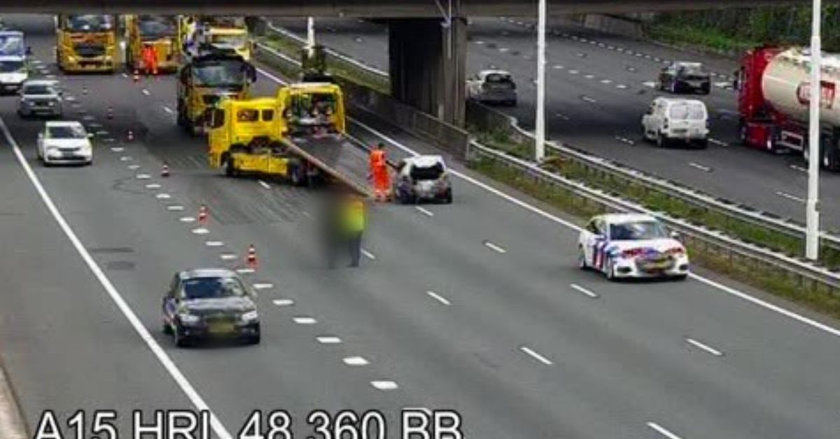 Ongeluk leidt tot ruim een uur vertraging op snelweg naar Hoogvliet
