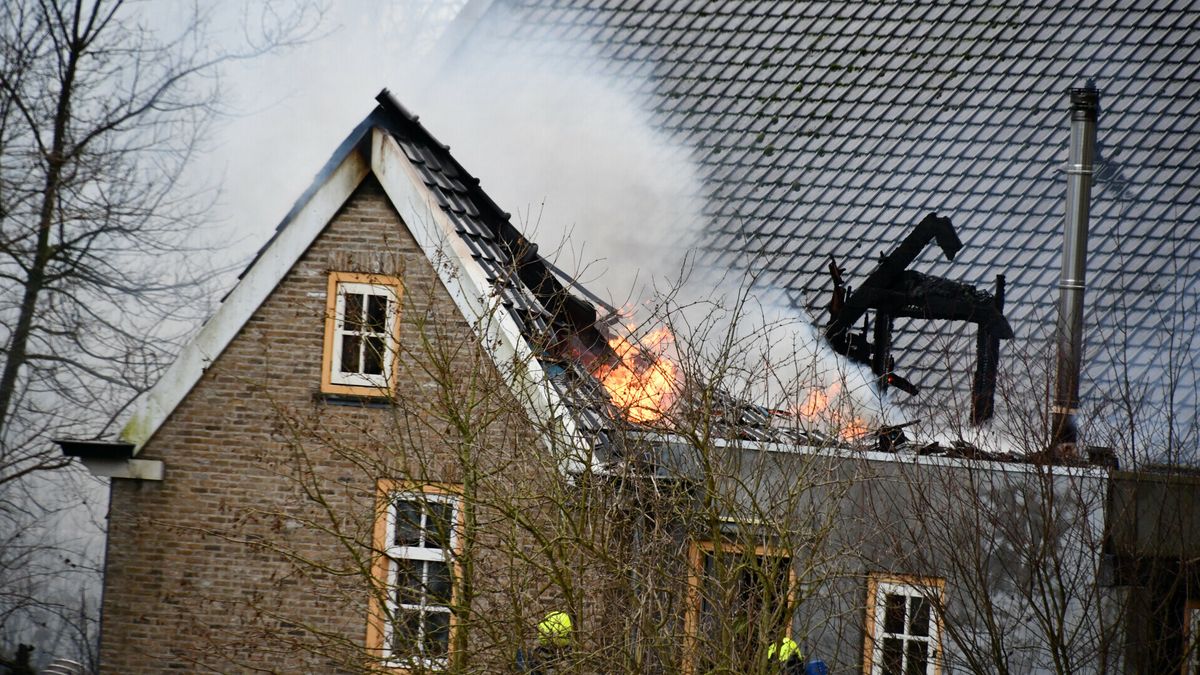 Brand in aanbouw woning Oostburg onder controle