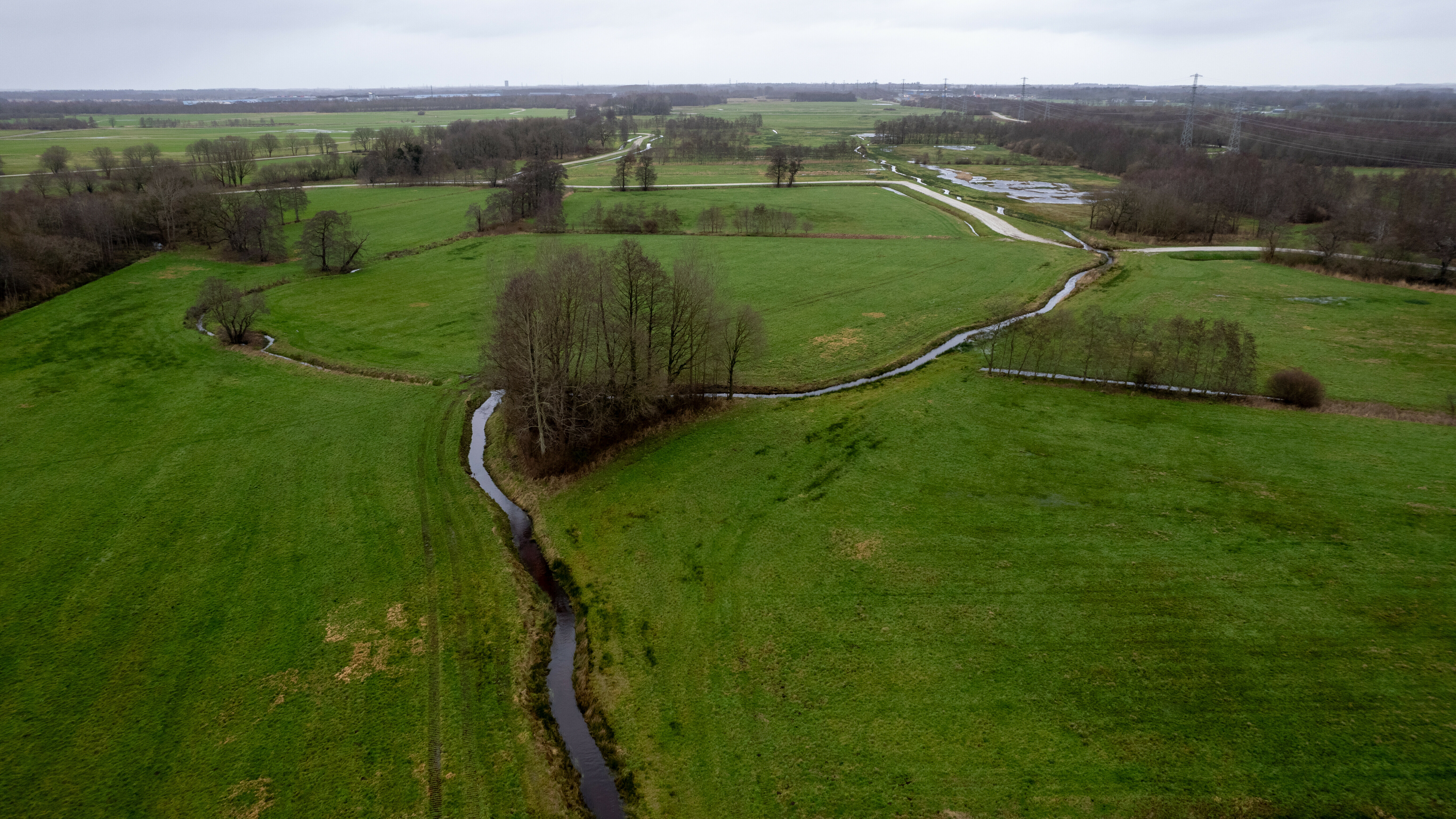 Van hoop tot wantrouwen: gemengde gevoelens in Midden-Drenthe over beloftes staatssecretaris Defensie