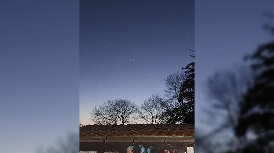 Jupiter en Venus kussen elkaar boven Zeeland - Omroep Zeeland