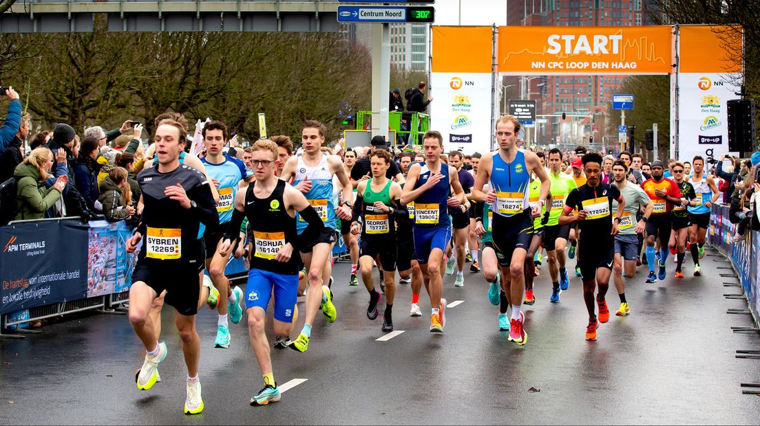 Hardlopers tijdens de 10 kilometer