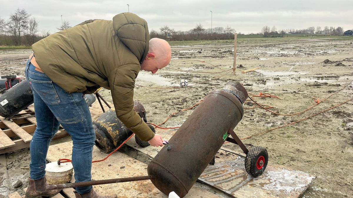 Zeeuwen knallen 2024 uit, ook al is dat eigenlijk verboden: 'Een beetje kattenkwaad voor volwassenen