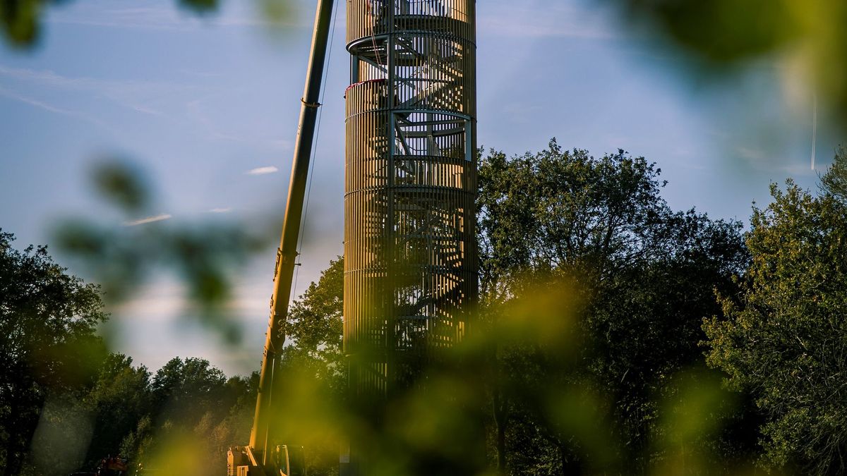 Uitkijktoren Niemandsland bij Sint Jansteen geopend