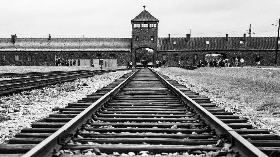 Het concentratiekamp Auschwitz waar Barend Bouman om het leven kwam