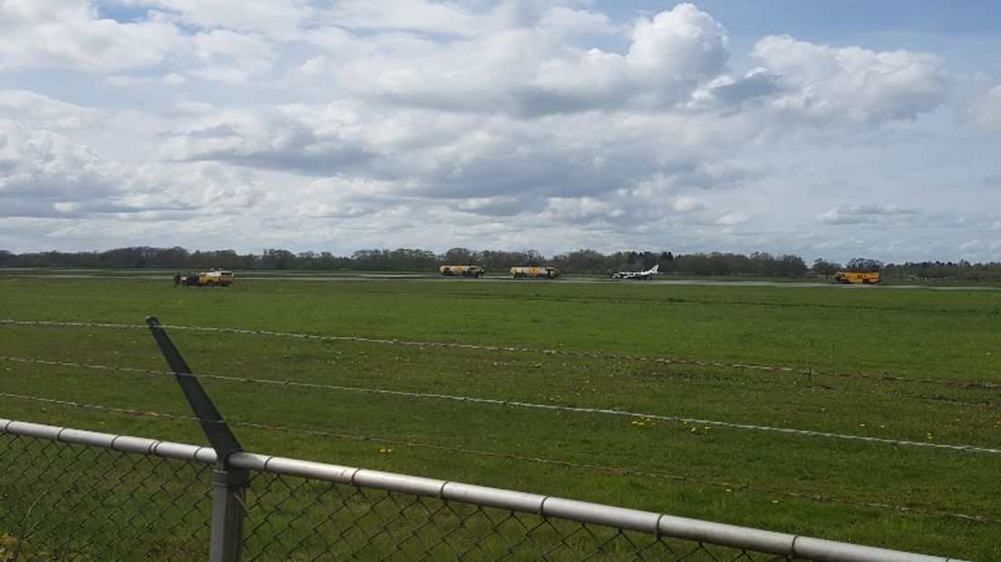 Het vliegtuig dat landde op Groningen Airport Eelde (Rechten: Persbureau Meter)