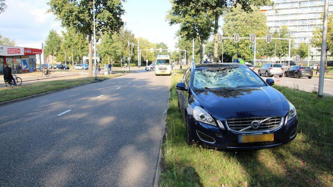 Een fietser raakte bij het ongeval gewond