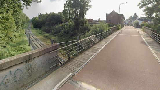 Brug beschadigd door strooizout: voetpad viaduct Kerkrade dicht Home