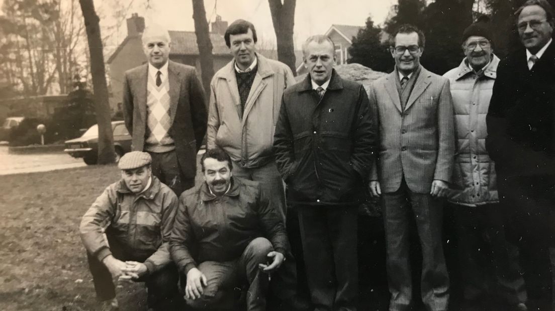 De vriendengroep; Okko van Dijk, Willem Hartlief, Willem Hoven, Bertus Lonting, Rieks Wolbers, Roel Ellens, Jan Rutgers en Jo Ubels. (Rechten: archief Jo Ubels)