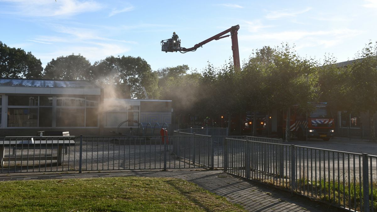 Basisschool De Parelburcht in Oost-Souburg toch langer dicht