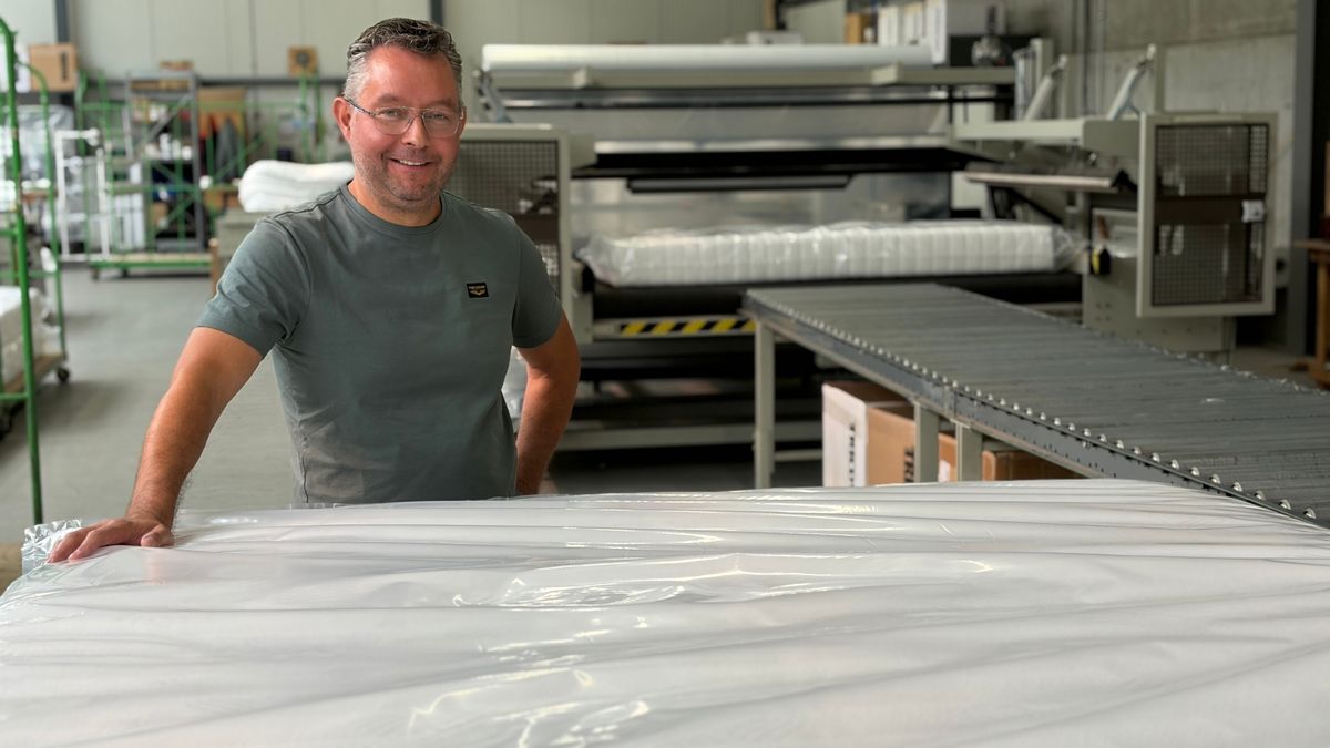 Made in Grunn: in Veendam maken ze ook matrassen waar een hoekje af moet