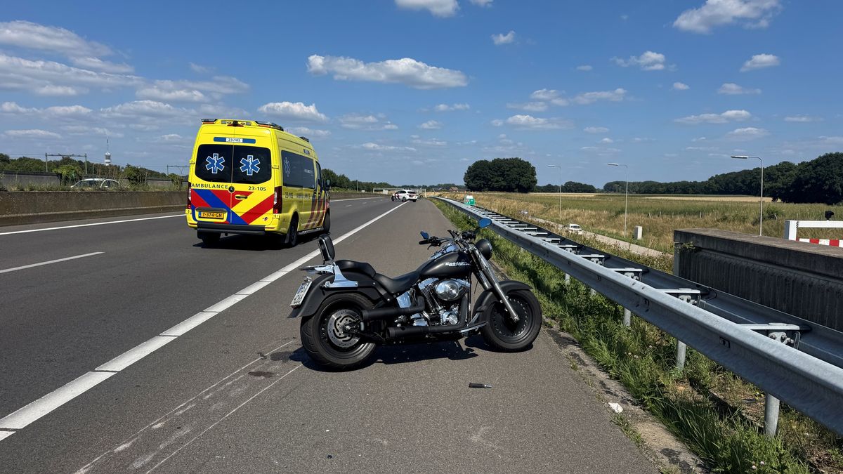 Motorongeluk zorgt voor vertraging op A73 bij Linne