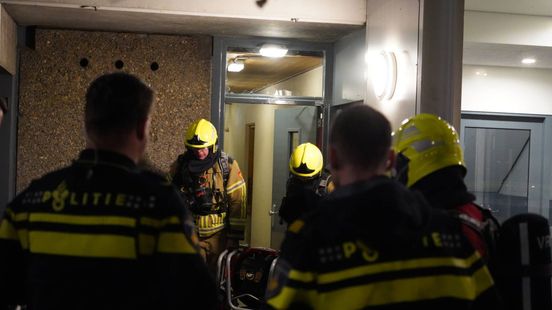 Bewoners opgeschrikt door explosie bij flat