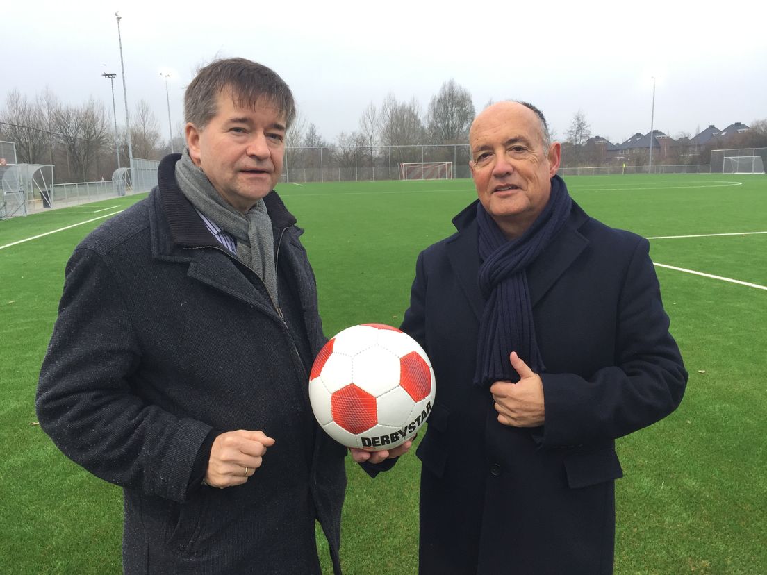 Sportwethouder Hans Freije en GJS-voorzitter Jan van Veen