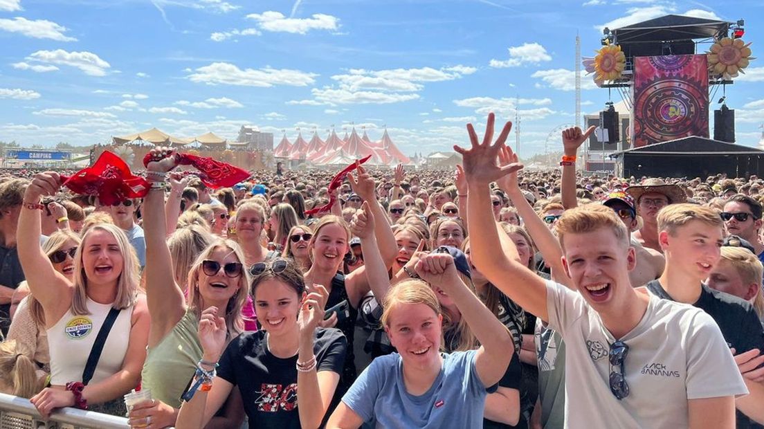 Het publiek gaat los bij Suzan & Freek.