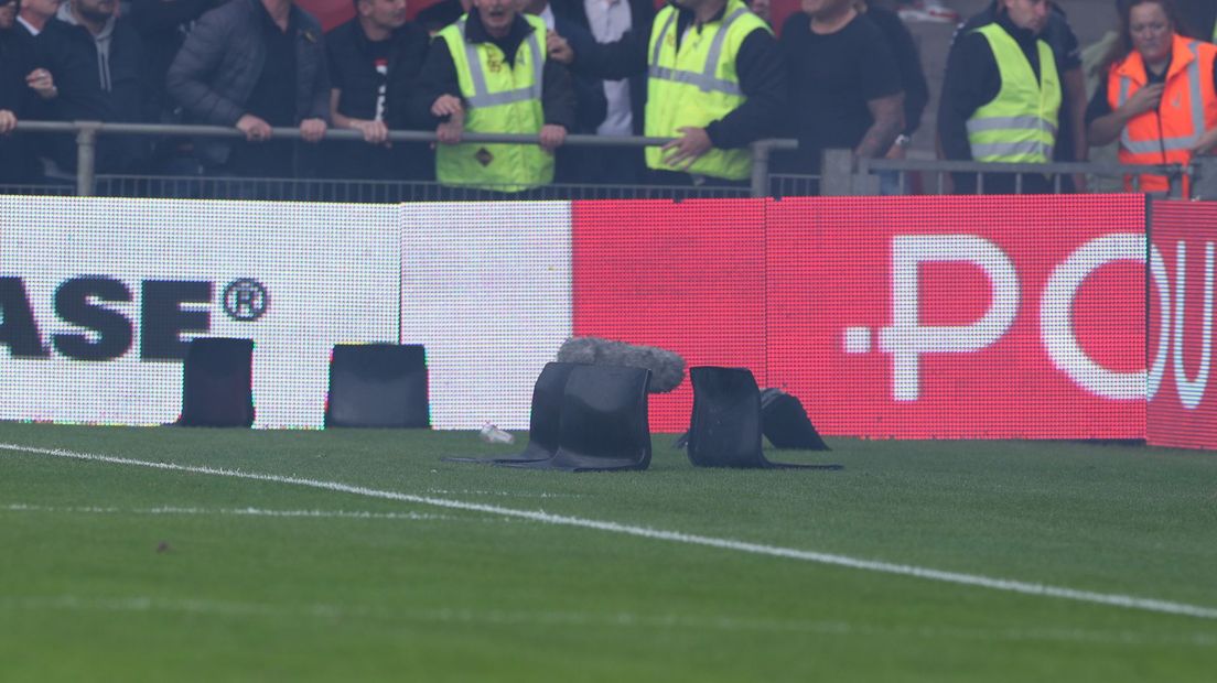 Stoeltjes op het veld in Deventer