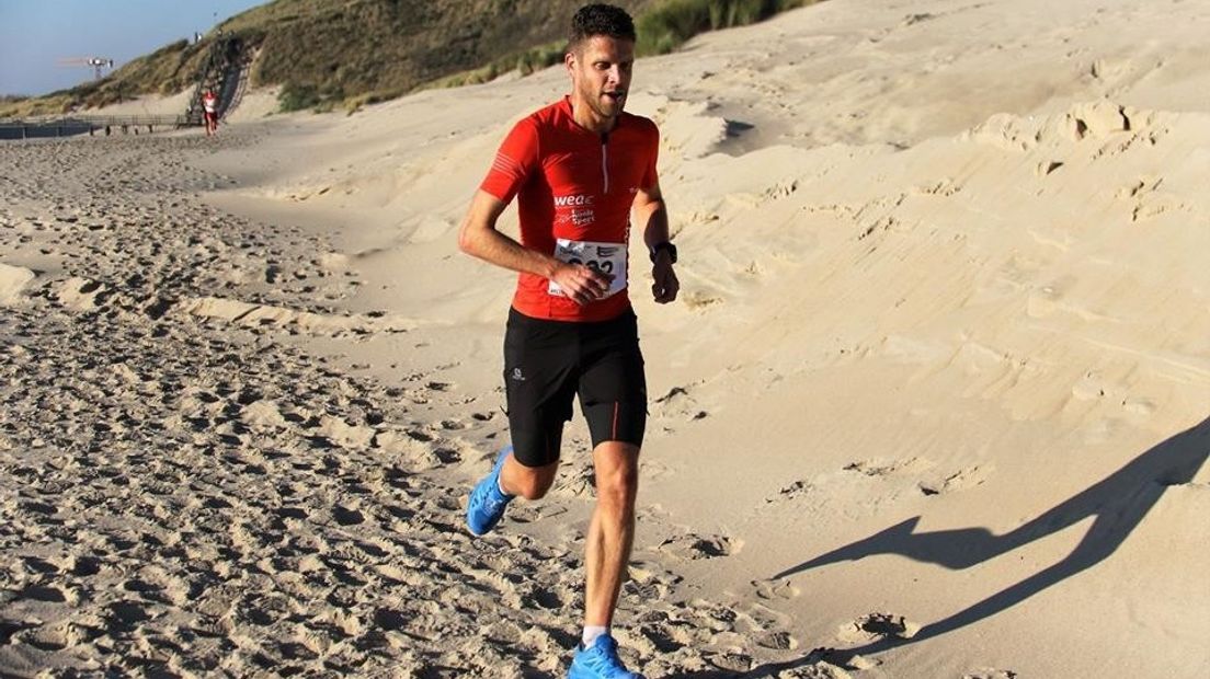 Tim Pleijte in actie bij de Hobbeldebobbelloop
