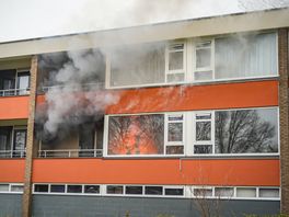 Celstraf en behandeling geëist na woningbrand en bedreiging met luchtbuks in Emmen